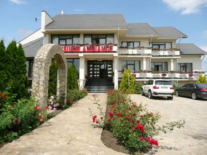 Pensiunea Ambiance, Scheia