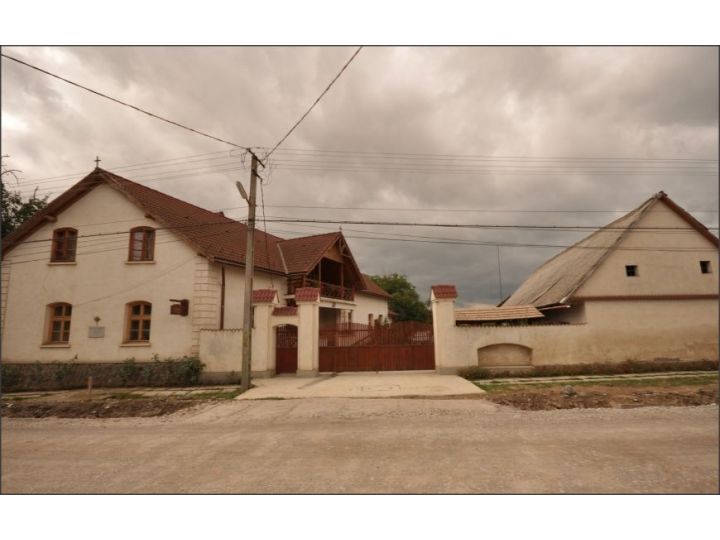 Pensiunea Eniko, Cernat