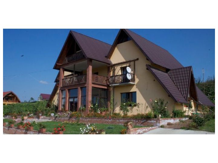 Pensiunea Eos Club, Rediu