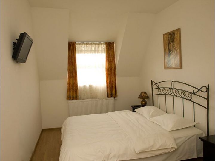 Hostel Byblos, Dumbrava Rosie - imaginea 