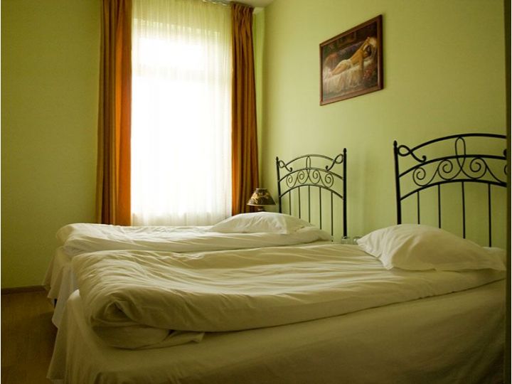 Hostel Byblos, Dumbrava Rosie - imaginea 