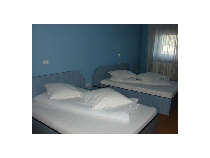 Hostel Hanul Ursilor, Vanatori Neamt - imaginea 