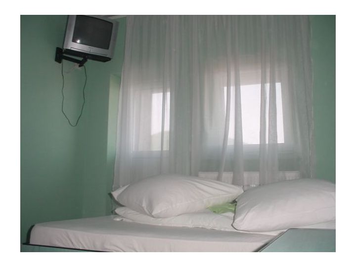 Hostel Hanul Ursilor, Vanatori Neamt - imaginea 