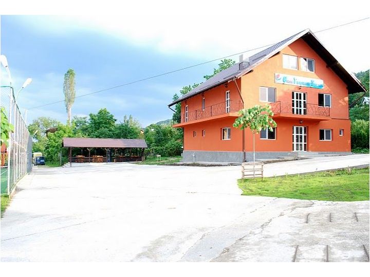 Pensiunea Gclub, Breaza - imaginea 