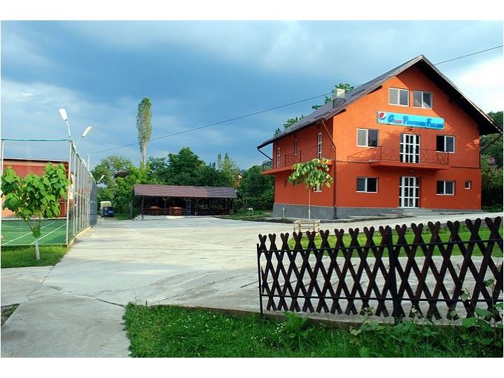 Pensiunea Gclub, Breaza - imaginea 