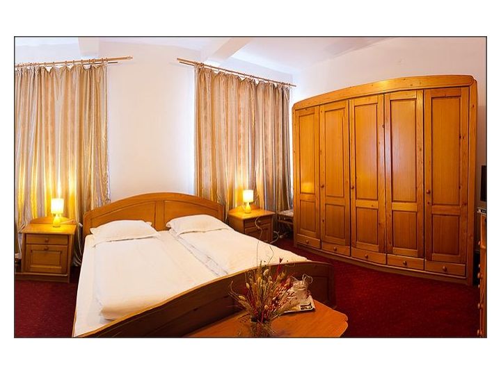 Motel Club Montana, Campina - imaginea 