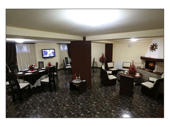 Camere de inchiriat Casa Galbena, Sinaia - imaginea 