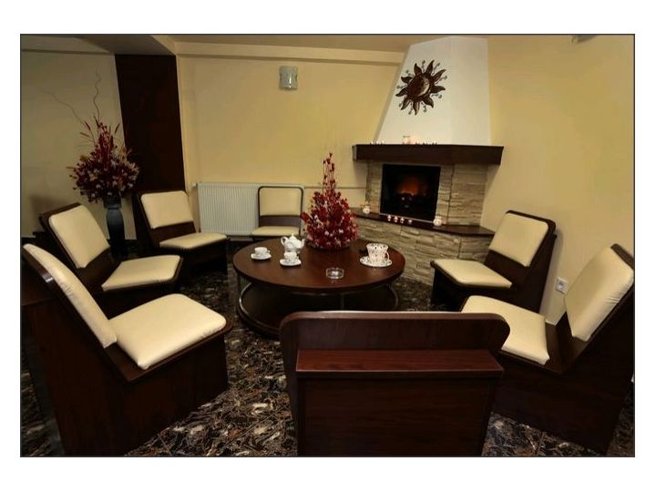 Camere de inchiriat Casa Galbena, Sinaia - imaginea 