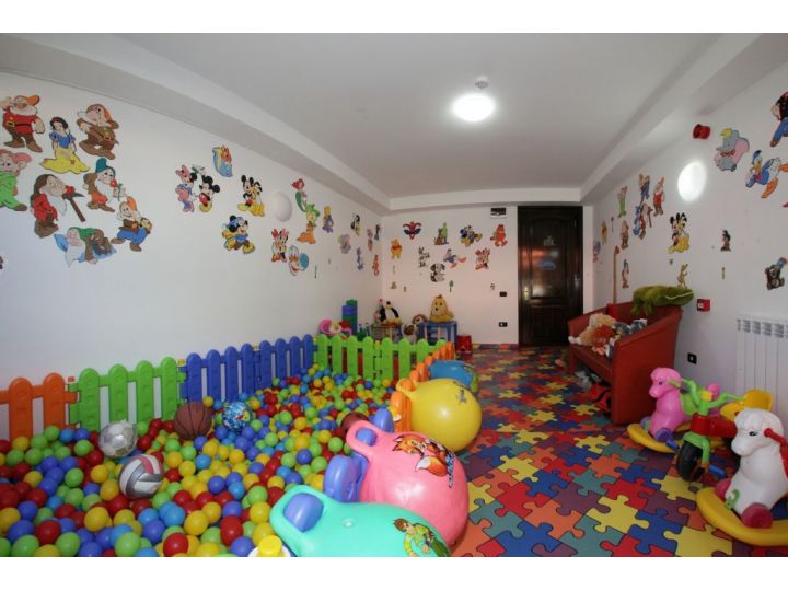 Hotel Cumpatu, Sinaia - imaginea 