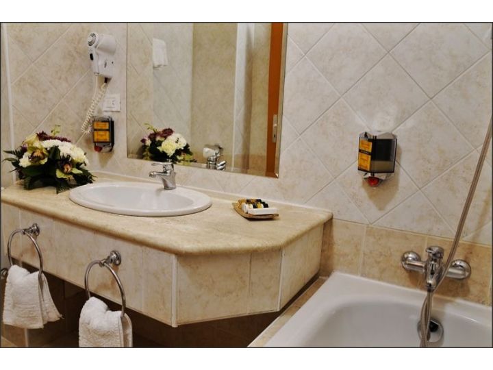 Hotel New Montana, Sinaia - imaginea 