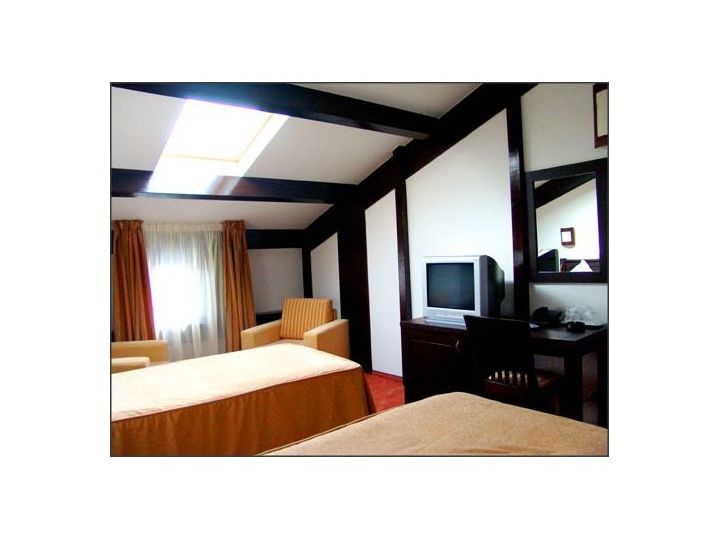 Hotel Regina, Sinaia - imaginea 