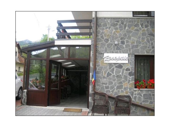 Hotel Silvia, Sinaia - imaginea 