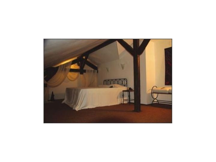 Hotel Conacul Dintre Vii, Urlati - imaginea 