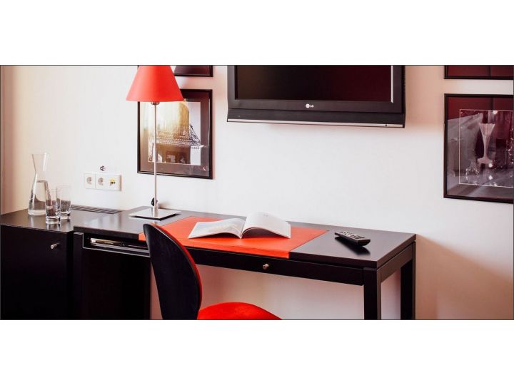 Hotel Vienna House Easy Airport Bucharest, Otopeni - imaginea 
