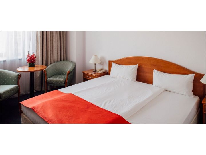 Hotel Vienna House Easy Airport Bucharest, Otopeni - imaginea 