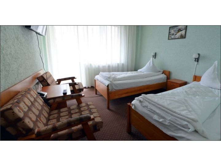 Hotel Ceres, Bizusa Bai - imaginea 