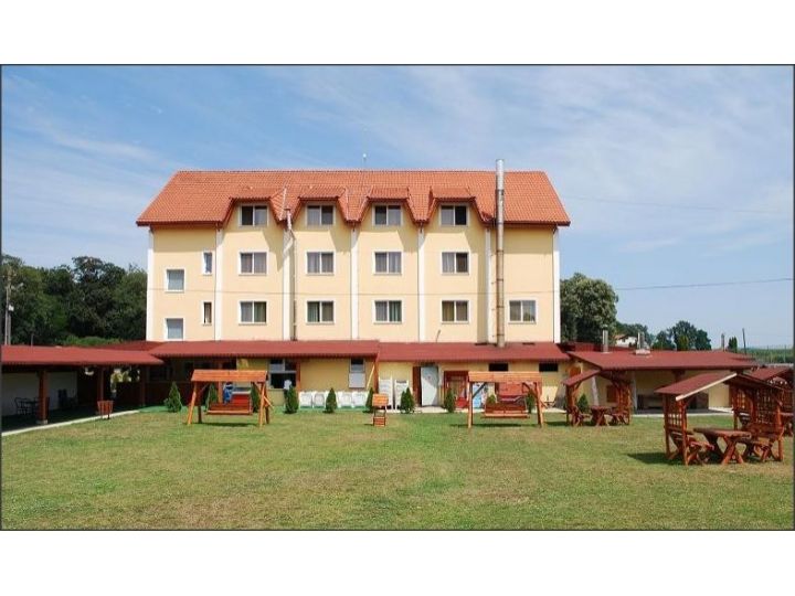 Motel Dan, Livada - imaginea