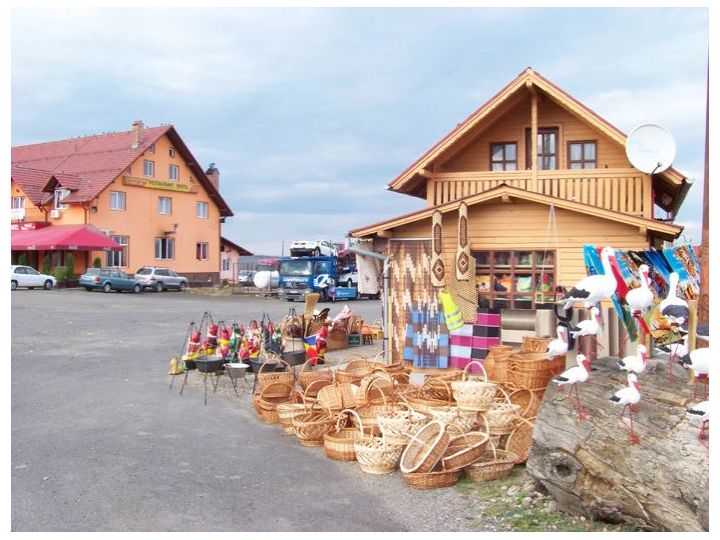 Motel La Trei Frati Vladut, Apoldu De Sus - imaginea 