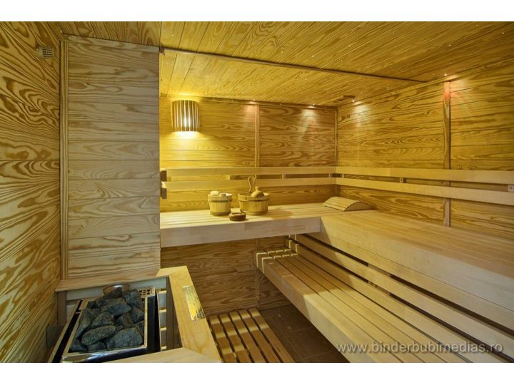 Hotel Binderbubi, Medias - imaginea 