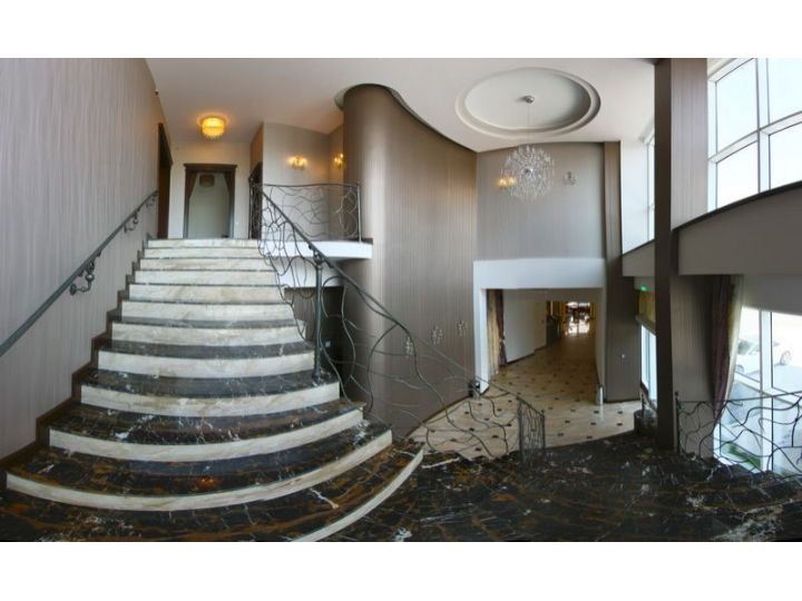 Hotel Select, Sibiu-Oras - imaginea 