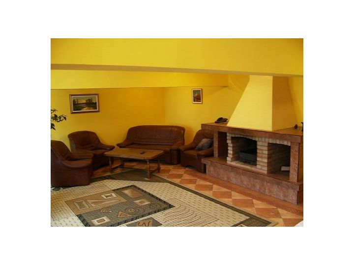 Hotel Conacul Domnesc, Scheia - imaginea 