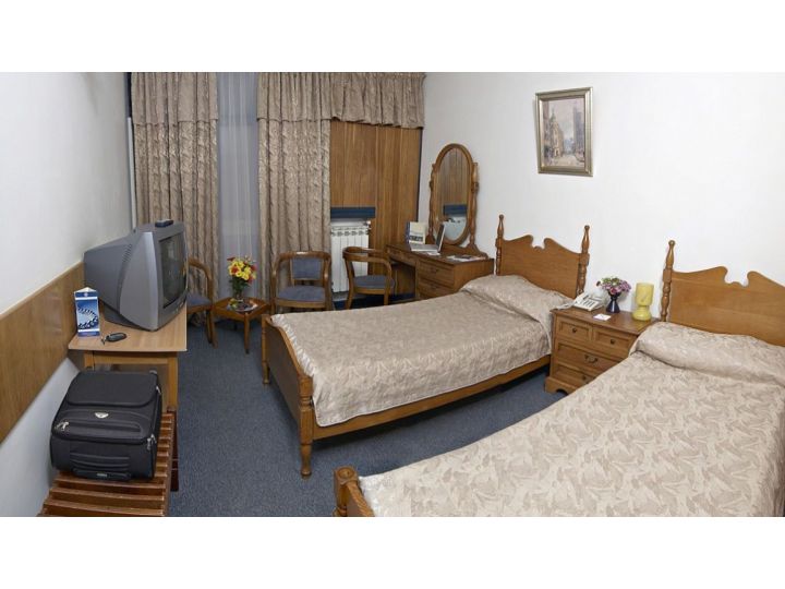 Hotel Continental, Suceava Oras - imaginea 