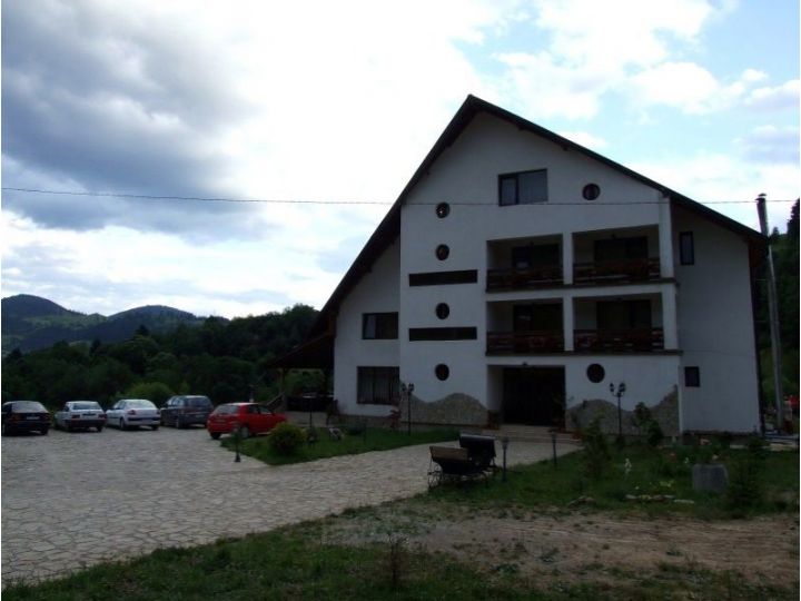 Pensiunea Florentina, Vama - imaginea 