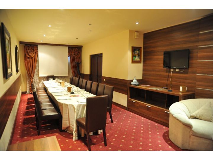 Hotel Castel, Ramnicu Valcea - imaginea