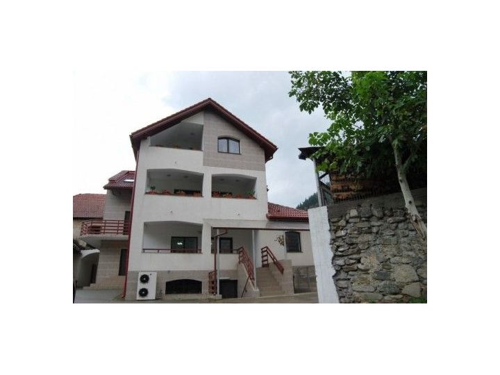 Pensiunea Arxavia, Caineni