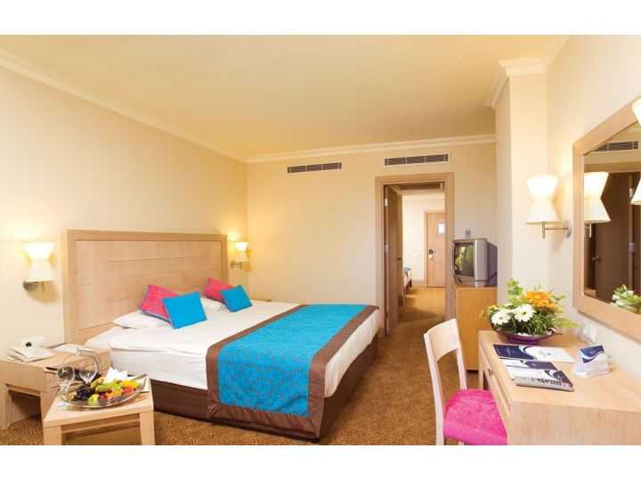 Hotel Crystal De Luxe Resort & Spa, Kemer - imaginea 