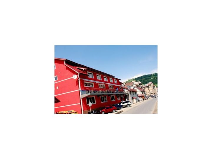 Hotel Club YAX, Campeni - imaginea 