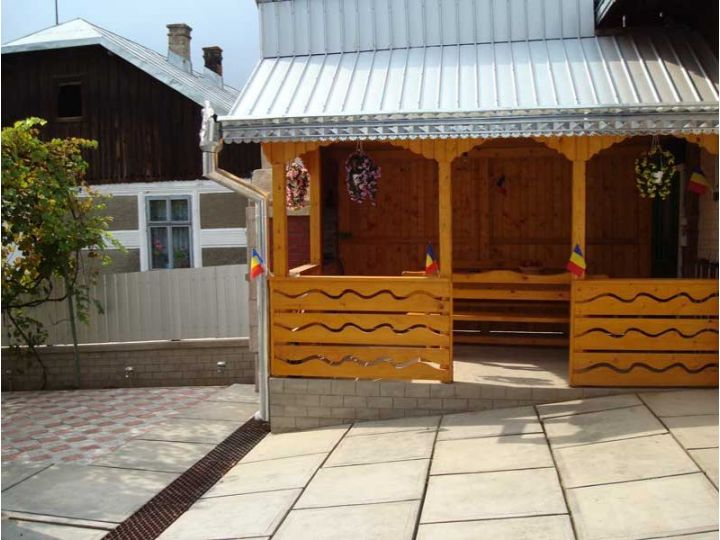Pensiunea Casa Lu' Ilie, Cacica - imaginea 