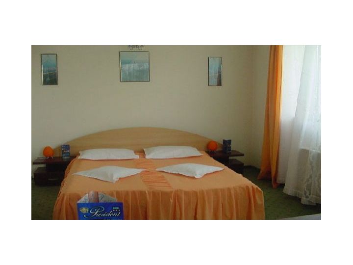 Hotel President, Arad oras - imaginea 