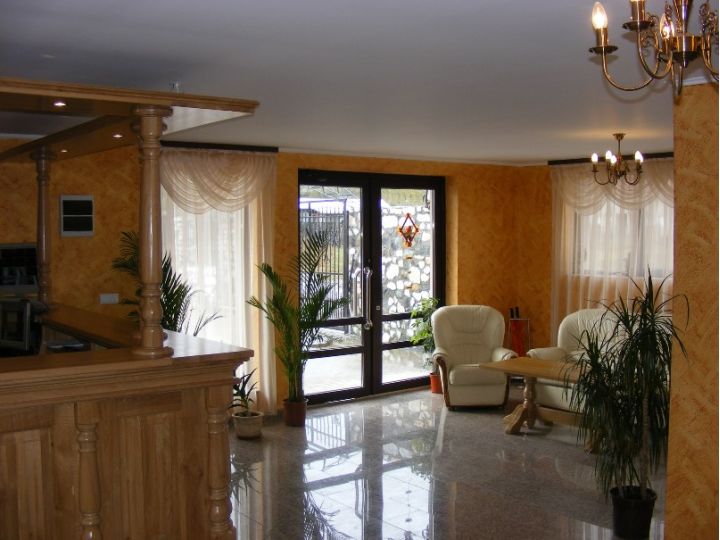 Hotel President, Cugir - imaginea 