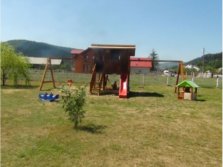 Complex turistic Forest Ecvestru Park Sucevita, Sucevita - imaginea 