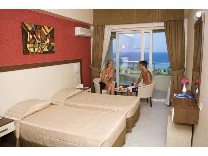 Hotel Batihan Beach Resort & Spa, Kusadasi - imaginea 