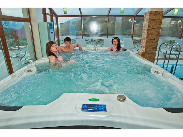 Complex turistic Aqua Alpin, Campulung Moldovenesc - imaginea 
