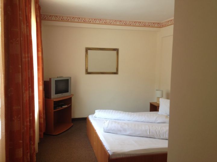 Hotel Santana-NeoKlinik, Moneasa - imaginea 