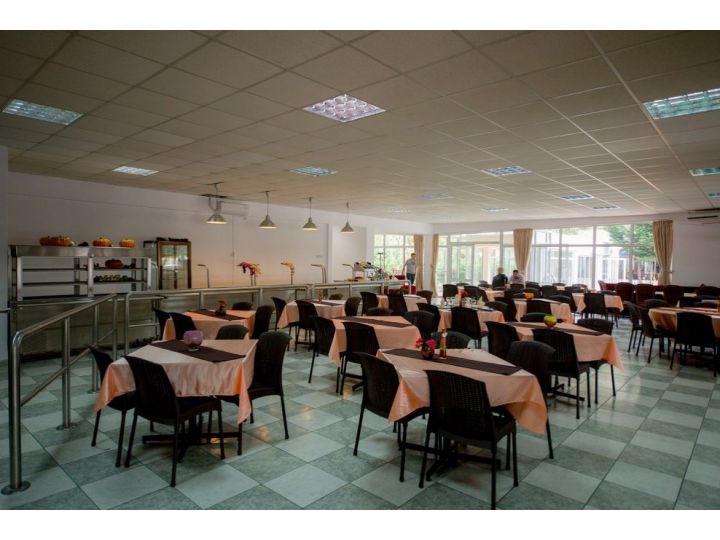 Hotel Voila, Mamaia - imaginea 
