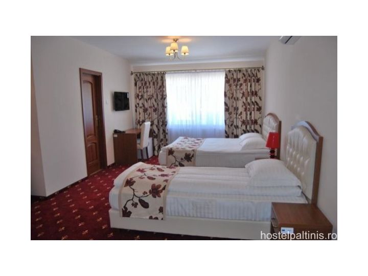 Hostel Paltinis, Hunedoara Oras - imaginea 