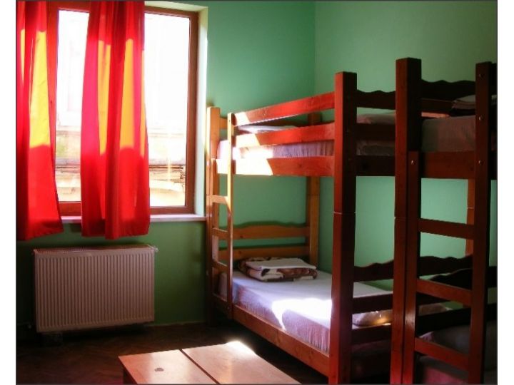 Hostel The Midland Hostel, Bucuresti - imaginea 