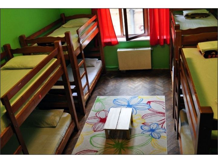 Hostel The Midland Hostel, Bucuresti - imaginea 