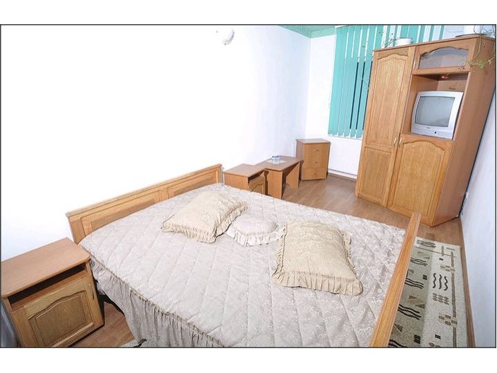 Hostel GeAS III, Poiana Marului - imaginea 