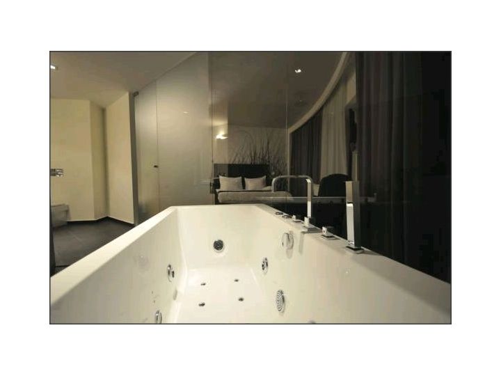Hotel Sarroglia, Bucuresti - imaginea 