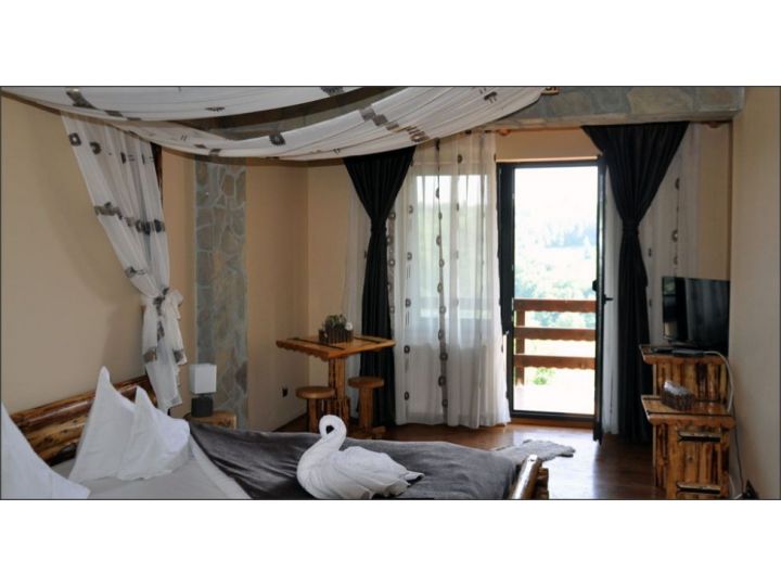 Pensiunea Casa Bradet, Intorsura Buzaului - imaginea 
