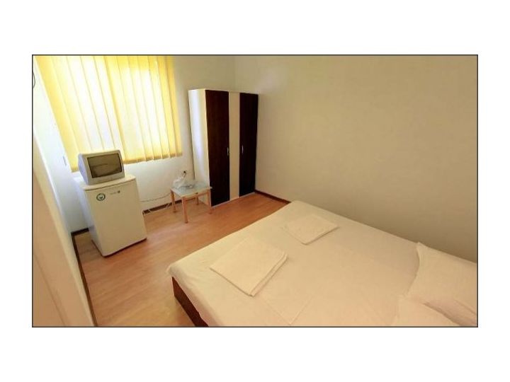 Vila Tineretului 80, Costinesti - imaginea 