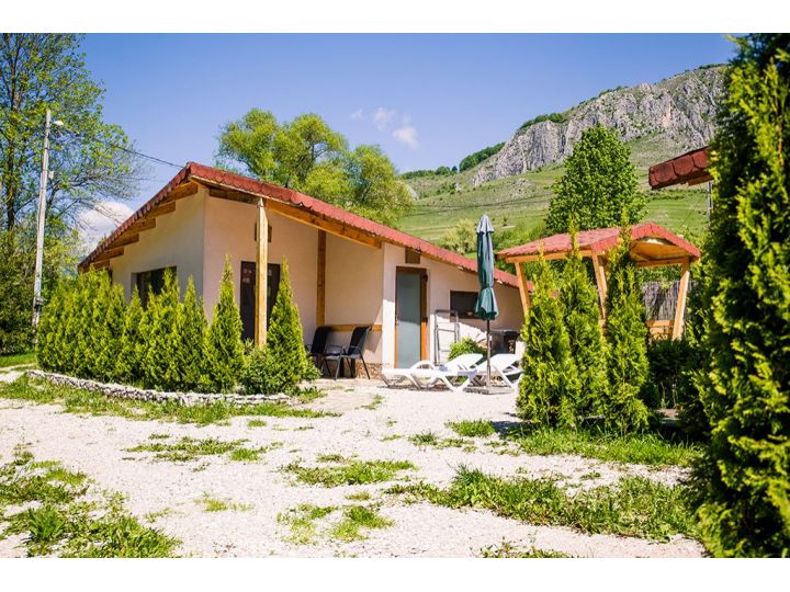 Casute Studiouri Valisoara, Valisoara - imaginea 