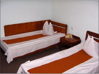 Hotel Flora, Lacu Sarat - 2