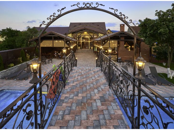 Hotel Resort Ambient, Cristian - imaginea 