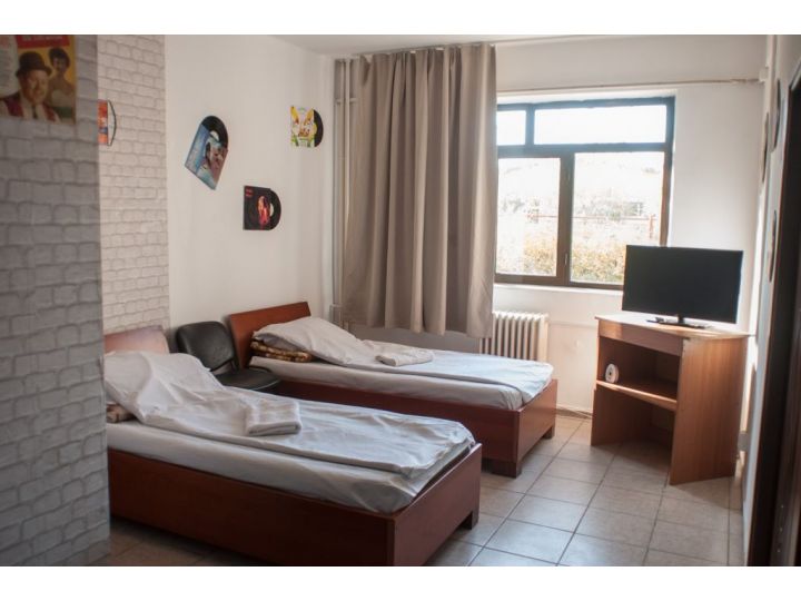 Hostel BAZA 3, Iasi oras - imaginea 